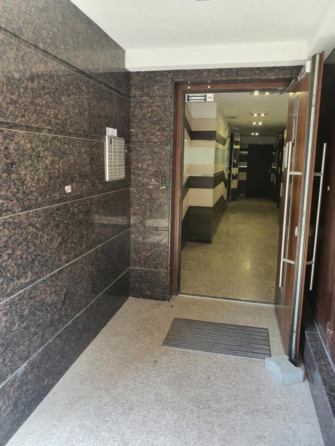 Vip Apartment & Parking 소피아 외부 사진